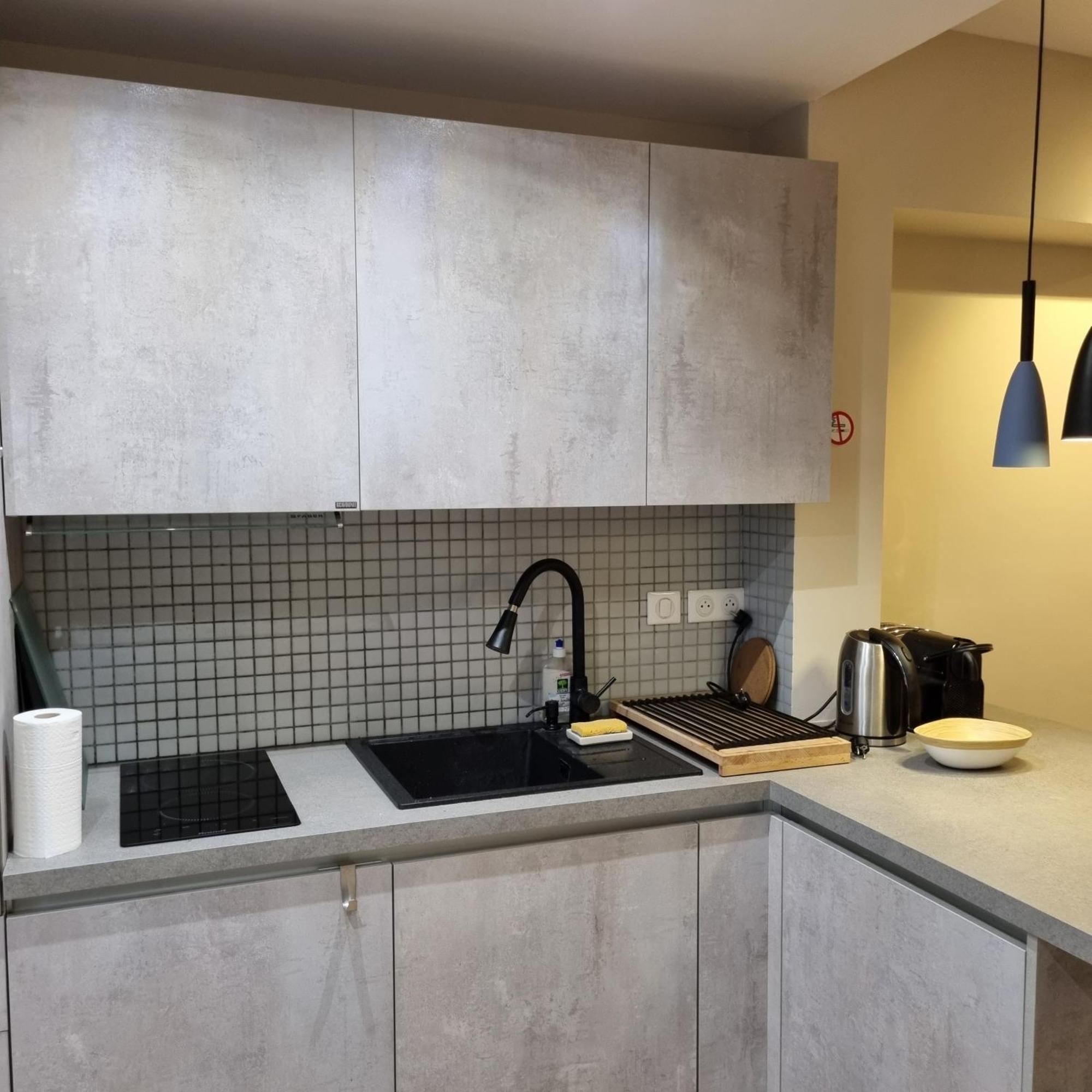 Appartement 15 *